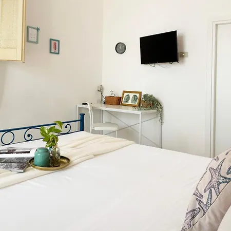 Holihome The Shore 3*