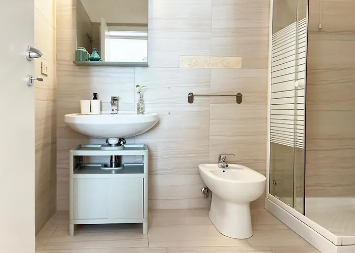 Holihome The Shore 3*