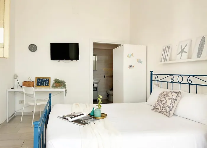 Holihome The Shore 3*